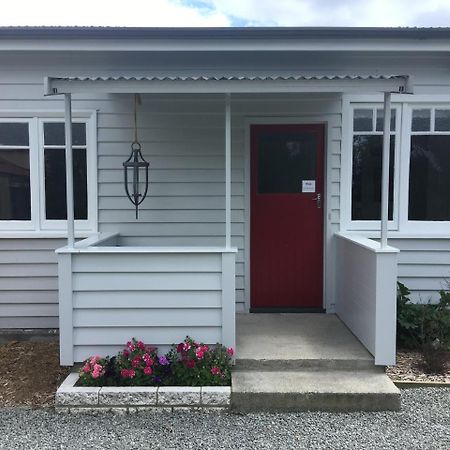 Central Cottage 杰拉尔丁 外观 照片